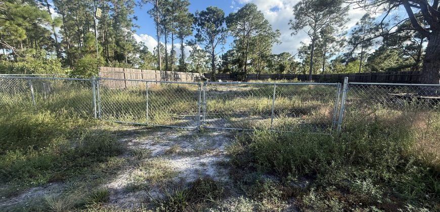 1142 Florence St E Lehigh Acres FL 33974 1142 Florence St E Lehigh Acres FL 33974